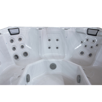 Wciągająca, prostokątna jacuzzi dla sześciu osób z 16 strumieniami powietrza i ogrzewaniem elektrycznym