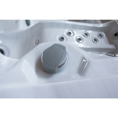 Elektryczna, prostokątna jacuzzi z 73 odrzutowcami i 16 odrzutowcami powietrznymi
